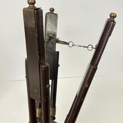LOT 98: Vintage / Antique Nautical Telescope