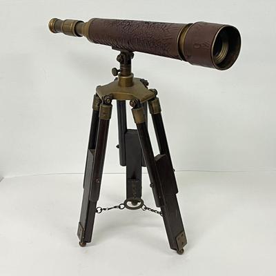 LOT 98: Vintage / Antique Nautical Telescope
