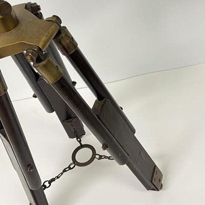 LOT 98: Vintage / Antique Nautical Telescope