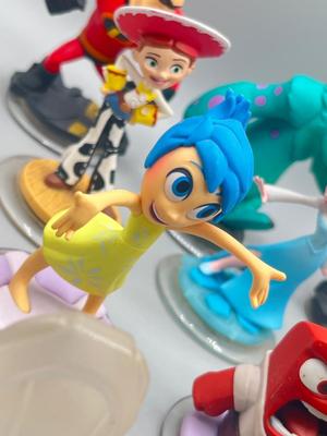 LOT 196: Disney Infinity Figures and Accessories - Toy Story, Incredibles, Frozen and More