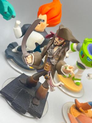 LOT 196: Disney Infinity Figures and Accessories - Toy Story, Incredibles, Frozen and More