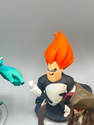 LOT 196: Disney Infinity Figures and Accessories - Toy Story, Incredibles, Frozen and More
