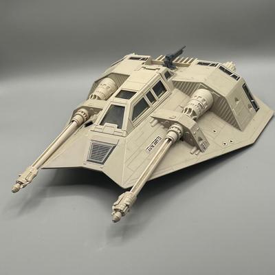 LOT 206: Vintage Star Wars Empire Strikes Back Snow Speeder