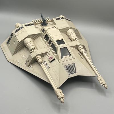 LOT 206: Vintage Star Wars Empire Strikes Back Snow Speeder