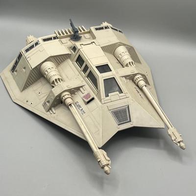 LOT 206: Vintage Star Wars Empire Strikes Back Snow Speeder