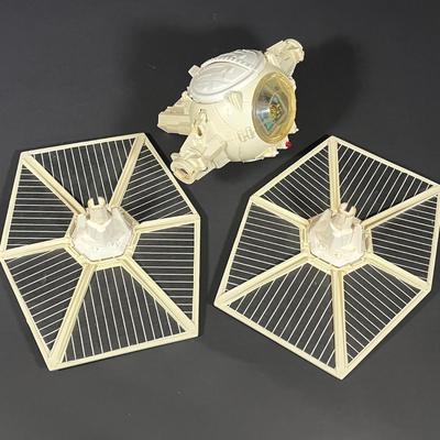 LOT 226: Vintage Star Wars Toys - Millenium Falcon, Tie Fighter and More - For Parts / Repair