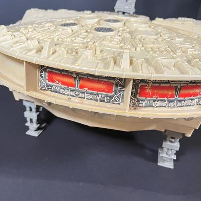 LOT 226: Vintage Star Wars Toys - Millenium Falcon, Tie Fighter and More - For Parts / Repair