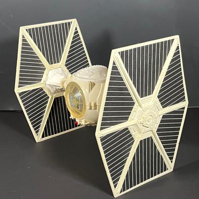 LOT 226: Vintage Star Wars Toys - Millenium Falcon, Tie Fighter and More - For Parts / Repair