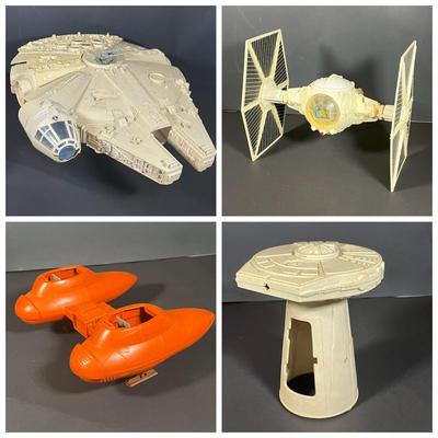 LOT 226: Vintage Star Wars Toys - Millenium Falcon, Tie Fighter and More - For Parts / Repair