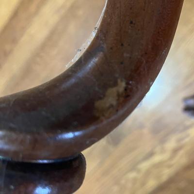 Thomasville Vanity W/ Flip Top Mirror and Matching Stool (B3-RG)