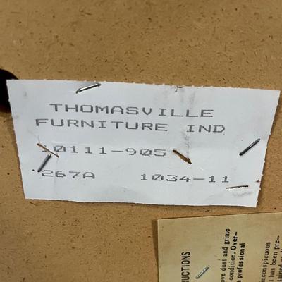 Thomasville Vanity W/ Flip Top Mirror and Matching Stool (B3-RG)