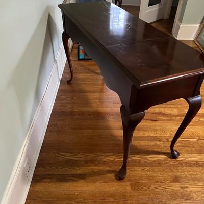 Thomasville Vanity W/ Flip Top Mirror and Matching Stool (B3-RG)