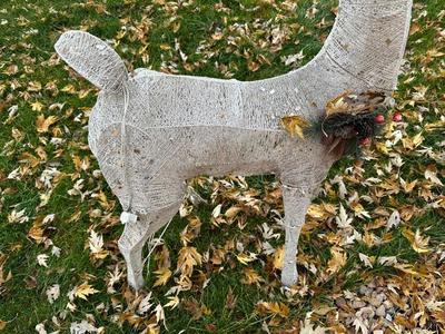 REINDEER PRE-LIT SILVER MESH & METAL OUTDOOR CHRISTMAS DECORATION