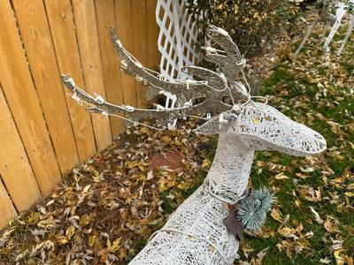REINDEER PRE-LIT SILVER MESH & METAL OUTDOOR CHRISTMAS DECORATION