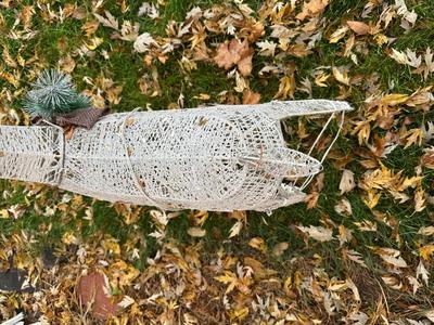 REINDEER PRE-LIT SILVER MESH & METAL OUTDOOR CHRISTMAS DECORATION