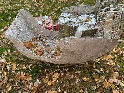 CHRISTMAS SLEIGH PRE-LIT SILVER MESH & METAL OUTDOOR CHRISTMAS DECORATION