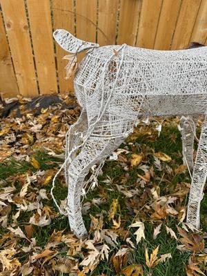 REINDEER PRE-LIT SILVER MESH & METAL OUTDOOR CHRISTMAS DECORATION