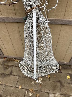 PRE-LIT OUTDOOR CHRISTMAS ANGEL