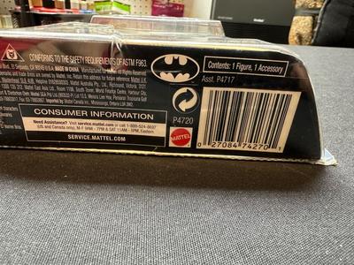 BATMAN - THE DARK KNIGHT "THE JOKER" FIGURE HEATH LEDGER