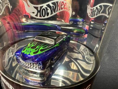 LIMITED EDITION HOT WHEELS KOOL & KUSTOM SERIES 2 of 4 ‘49 MERC