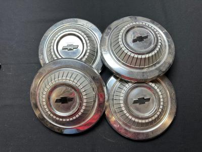 4 MATCHING VINTAGE CHEVROLET HUBCAPS