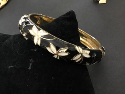 Sale Photo Thumbnail #79: Please see attached