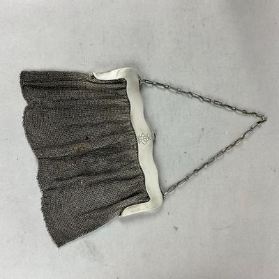 K640 Antique Sterling Silver Mesh Purse With Sapphire Clasp