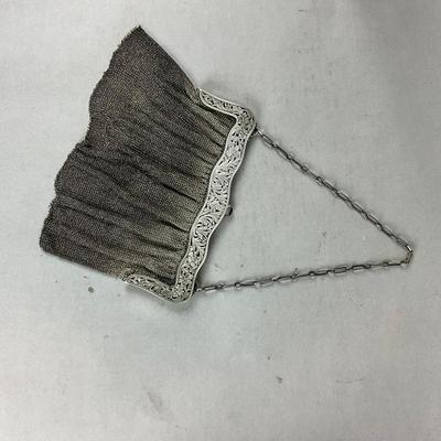 K640 Antique Sterling Silver Mesh Purse With Sapphire Clasp