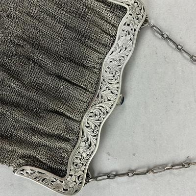 K640 Antique Sterling Silver Mesh Purse With Sapphire Clasp