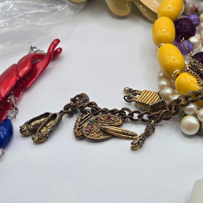 LOT 408: Craft / Repair Jewelry Lot