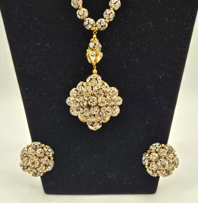 LOT 410: Vintage Fashion Necklace, Bracelet, and Clip Earring Set