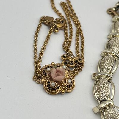 LOT 413: Goldtone Jewelry Collection