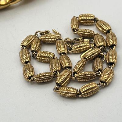 LOT 413: Goldtone Jewelry Collection