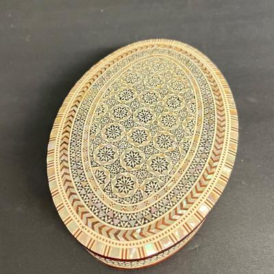 LOT 414: Vintage Accessory Tray and Trinket Boxes