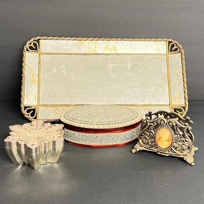 LOT 414: Vintage Accessory Tray and Trinket Boxes