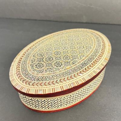 LOT 414: Vintage Accessory Tray and Trinket Boxes