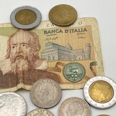 LOT 416: 1982 US Coin Proof Set, Miscellaneous Coins, Malachite Money Clip and Italian Paper Currency