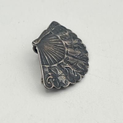 LOT 418: Sterling Silver Brooch/Pin Lot - 15.5 GTW