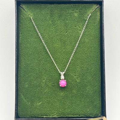 LOT 419: 14K White Gold Pink Cat's Eye and Diamond Pendant on 17" Necklace - 1.2 GTW