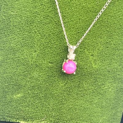 LOT 419: 14K White Gold Pink Cat's Eye and Diamond Pendant on 17" Necklace - 1.2 GTW