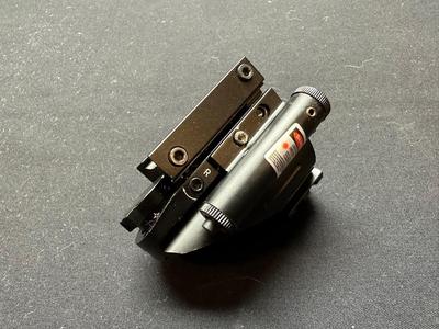 RED/GREEN LASER DOT SCOPE WITH RED/GREEN DOT LASER ATTACHED