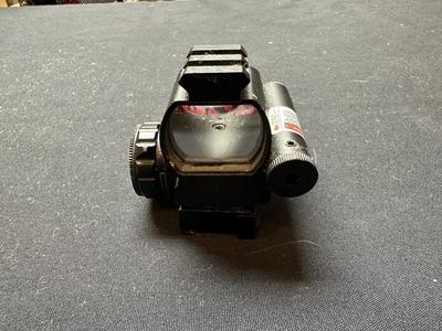RED/GREEN LASER DOT SCOPE WITH RED/GREEN DOT LASER ATTACHED