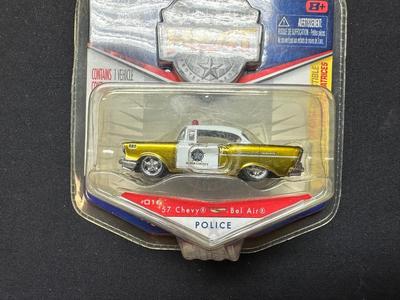 JADA BADGE CITY “HEAT” ‘57 CHEVY BEL AIR POLICE