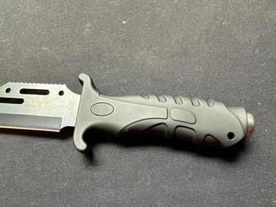 SURVIVOR KNIFE WITH SHEATH