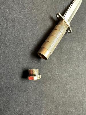 TOMAHAWK SURVIVAL/HUNTING KNIFE WITH CASE