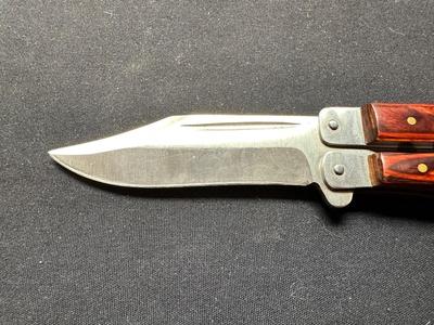 2 BUTTERFLY KNIVES