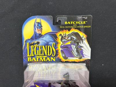 KENNER - LEGENDS OF BATMAN “BATCYCLE”