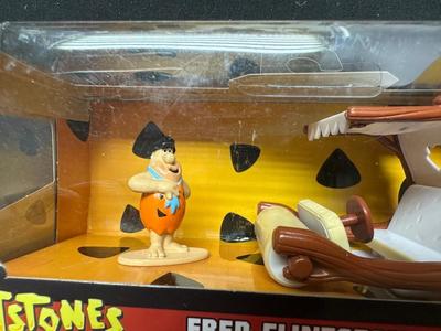 JADA “THE FLINTSTONES” - FRED FLINTSTONE AND FLINTMOBILE