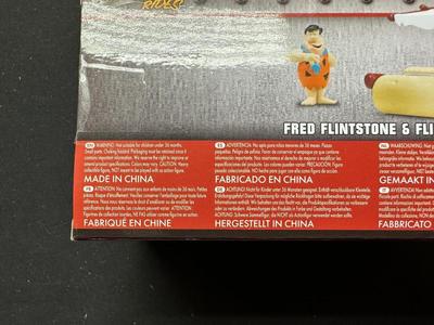 JADA “THE FLINTSTONES” - FRED FLINTSTONE AND FLINTMOBILE