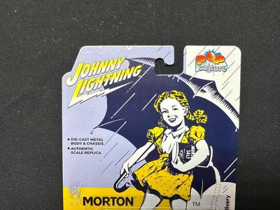 JOHNNY LIGHTNING MORTON SALT 1940 FORD SEDAN DELIVERY